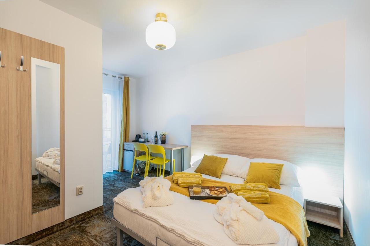 Villa Vis A Vis Trzęsacz Exterior foto