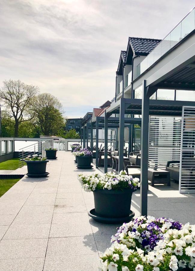 Villa Vis A Vis Trzęsacz Exterior foto